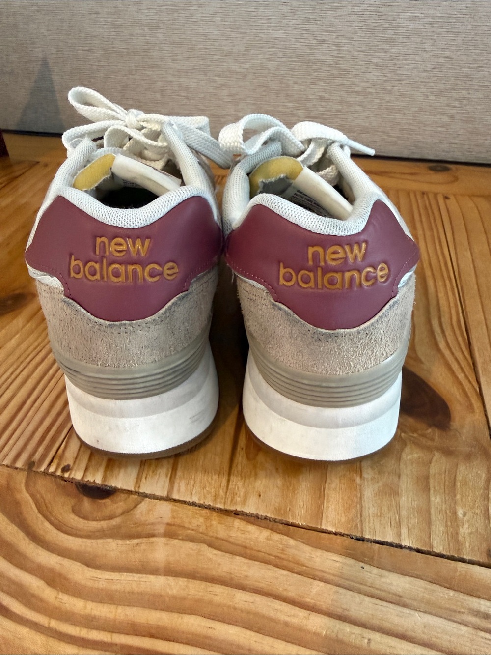 New Balance 574 Neutral Color - Picture 4 of 6